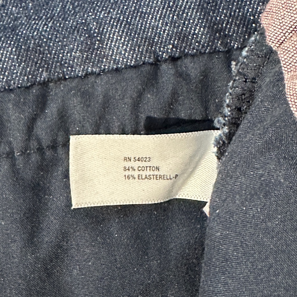 GAP Hip Slung Fit Jeans in Dark Blue - Picture 5 of 7